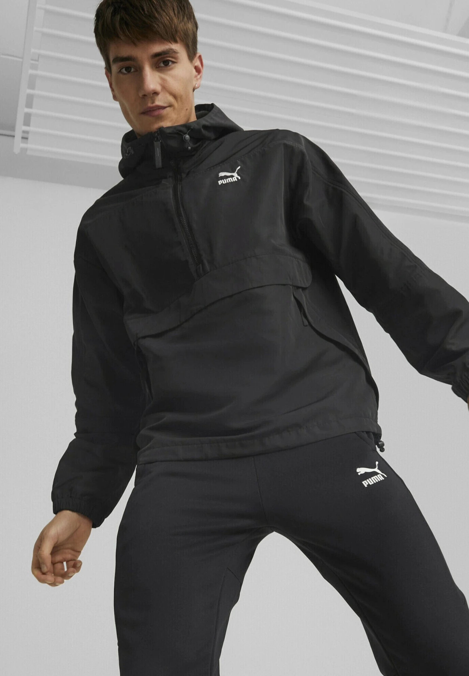 Puma Windjack - Black 6 Puma Windjack - Black - Afbeelding 4