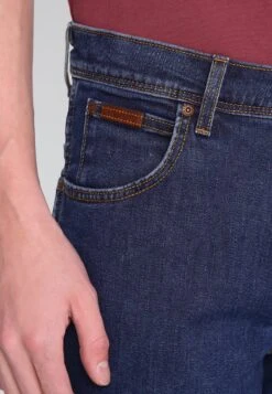 Wrangler Texas Stretch - Straight Leg Jeans - Darkstone 11 Wrangler Texas Stretch - Straight Leg Jeans - Darkstone -Jack and Jones Verkoopwinkel 031319da017d403c97a6db7b570e9405