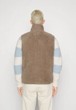 NN07 Nil Vest - Bodywarmer - Iron 10 NN07 Nil Vest - Bodywarmer - Iron -Jack and Jones Verkoopwinkel 0428486e52bc4af1968b79372e32cf10