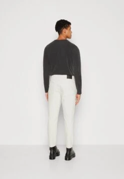 AllSaints Jack - Jeans Tapered Fit - Natural -Jack and Jones Verkoopwinkel 0430862aa1404a93ad5086abba1d7d4a