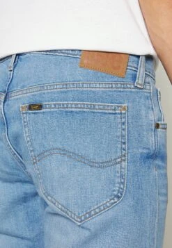 Lee Daren Zip Fly - Straight Leg Jeans - Powder 15 Lee Daren Zip Fly - Straight Leg Jeans - Powder -Jack and Jones Verkoopwinkel 04a18767debd45a1ba60018343b9d754