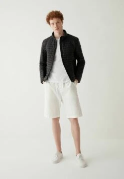 Colmar Originals Recycled Essential Wadded - Winterjas - Black -Jack and Jones Verkoopwinkel 052637a4d20646fc8b616e7a869463d0