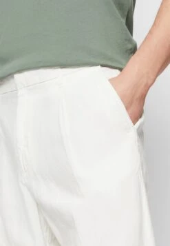 Pepe Jeans Arrow - Chino - Ivory -Jack and Jones Verkoopwinkel 0892308e3f0c4872889d5cbcb641f5b7