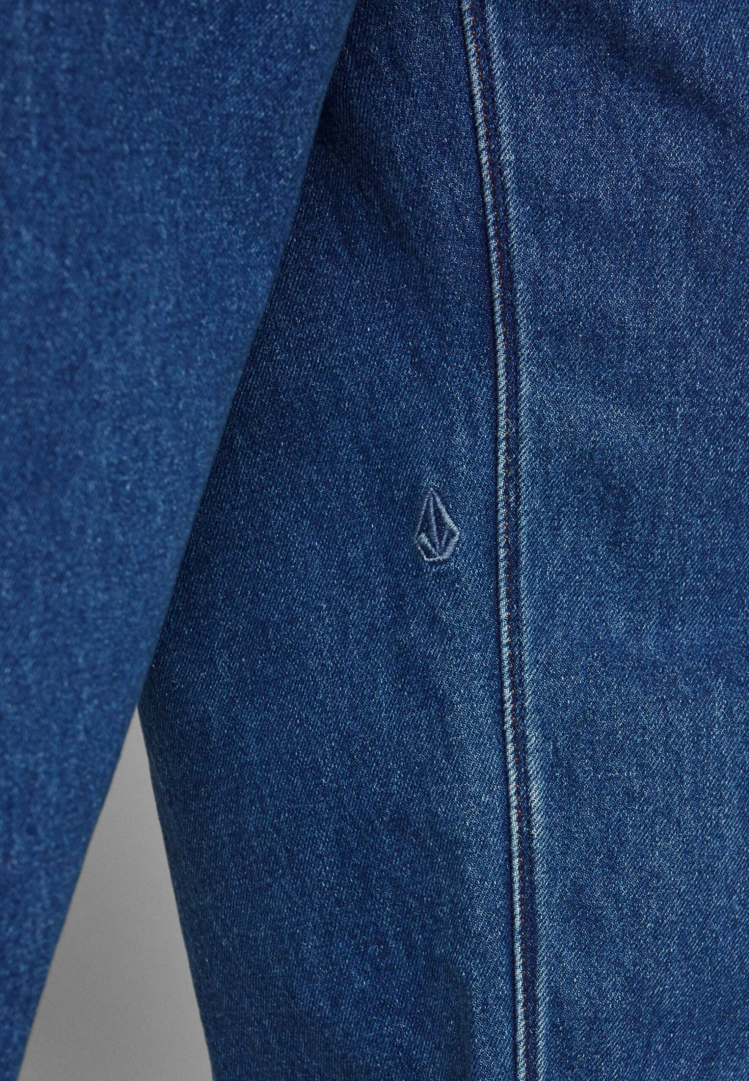 Volcom Billow - Relaxed Fit Jeans - Oliver Mid Blue 10 Volcom Billow - Relaxed Fit Jeans - Oliver Mid Blue - Afbeelding 8