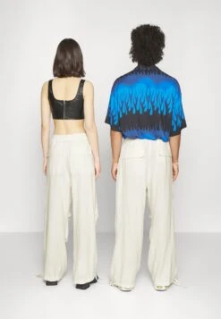 YOURTURN Genderless Parachute Unisex - Broek - White 10 YOURTURN Genderless Parachute Unisex - Broek - White -Jack and Jones Verkoopwinkel 0c77b5c732f14400b52ed89d37d8294d