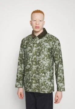 Beacon Dye Bedale - Halflange Jas - Light Moss 14 Beacon Dye Bedale - Halflange Jas - Light Moss -Jack and Jones Verkoopwinkel 0d273b683e1a471f8a8169a37c05cd0a