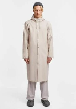 Stutterheim Stockholm Long Print - Regenjas - Light Sand -Jack and Jones Verkoopwinkel 0d548ff5daf14840acdbb88bf0fa38be