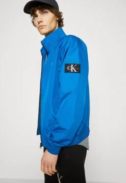 Calvin Klein Jeans Unpadded Harrington Jacket - Regenjas - Tarps Blue -Jack and Jones Verkoopwinkel 0daaa5639ae340ce966e095780c3d0a8