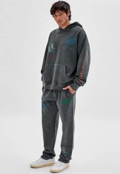 Guess Batman - Trainingsbroek - Schwarz -Jack and Jones Verkoopwinkel 0dd1c0fbfba4401c849cc2fd00578055