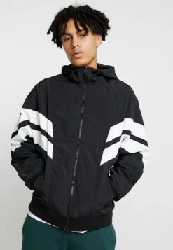 URBAN CLASSICS Crinkle Panel Track Jacket - Lichte Jas - Black/White