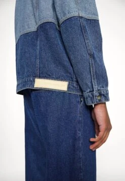 Washed Trucker - Spijkerjas - Blue -Jack and Jones Verkoopwinkel 10ba7ff52b354e668693063abd8242fd