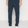 Boss T Commuter-Slim - Broek - Navy 2 Boss T Commuter-Slim - Broek - Navy -Jack and Jones Verkoopwinkel 1105ae8bf0ed4ae5b97f0a959332b841