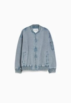 BERSHKA Spijkerjas - Blue -Jack and Jones Verkoopwinkel 12bb85224e184315a1307179c9c31a3c