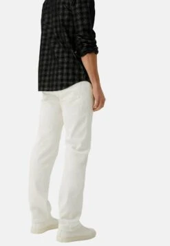 Marks & Spencer Straight Leg - Straight Leg Jeans - Ecru -Jack and Jones Verkoopwinkel 1320cbd31cc2467a83a24028866a423a