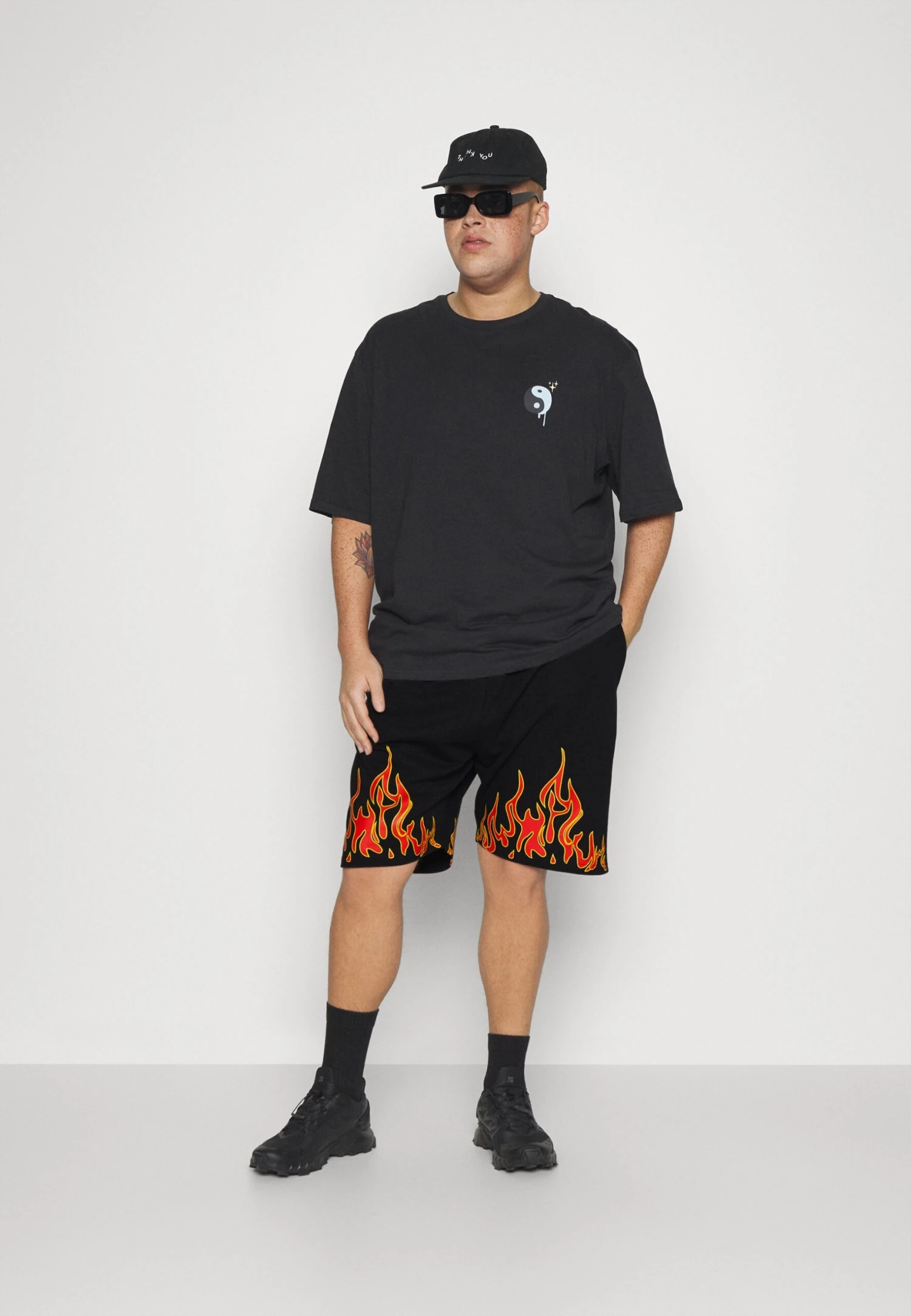 NIGHT ADDICT Shorts - Black 4 NIGHT ADDICT Shorts - Black - Afbeelding 2