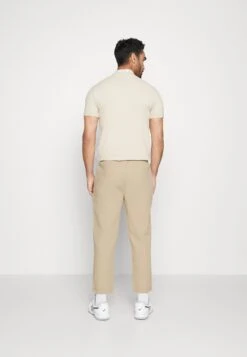 EA7 Emporio Armani Tennis Club Pants Light - Trainingsbroek - Oxford Tan -Jack and Jones Verkoopwinkel 142eb31845044cc9a6d3a35300e9798c