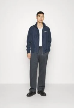 Hyper - Windjack - Navy -Jack and Jones Verkoopwinkel 15415baded4d4f3ca202e5984c110d77