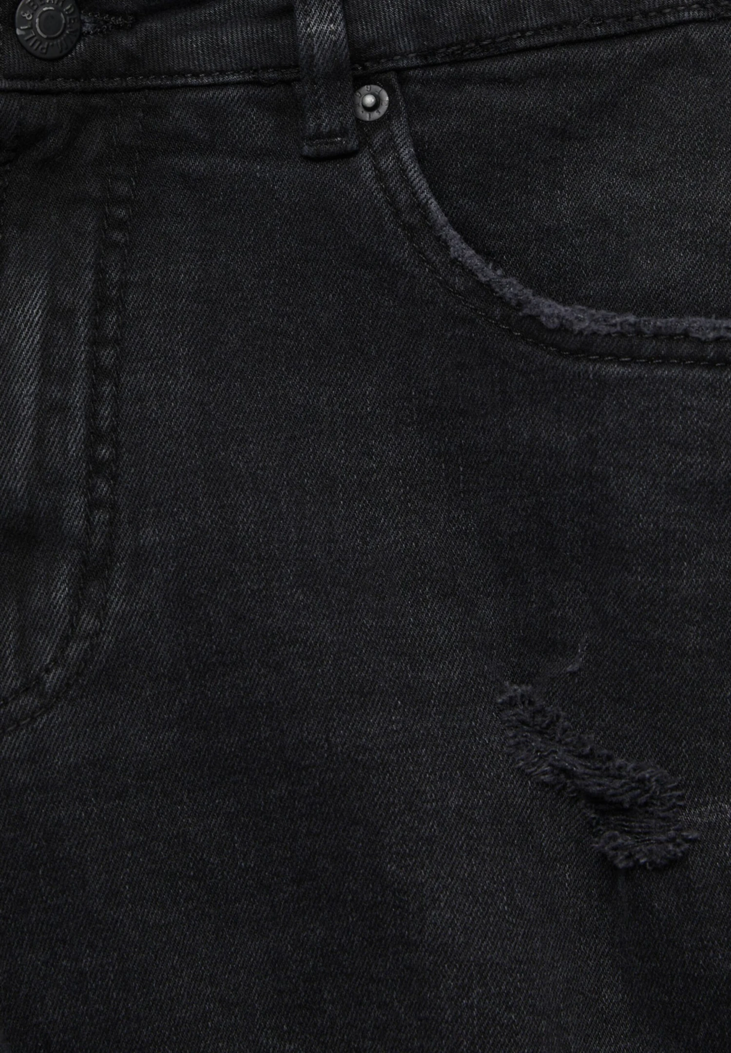 PULL & BEAR Ripped Bermuda- Jeansshort - Black 10 PULL & BEAR Ripped Bermuda- Jeansshort - Black - Afbeelding 8