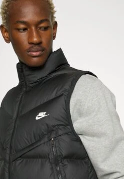 Nike Sportswear Bodywarmer - Black/Sail -Jack and Jones Verkoopwinkel 18b70517c3ba4ed9bf5760f4c6f09fef