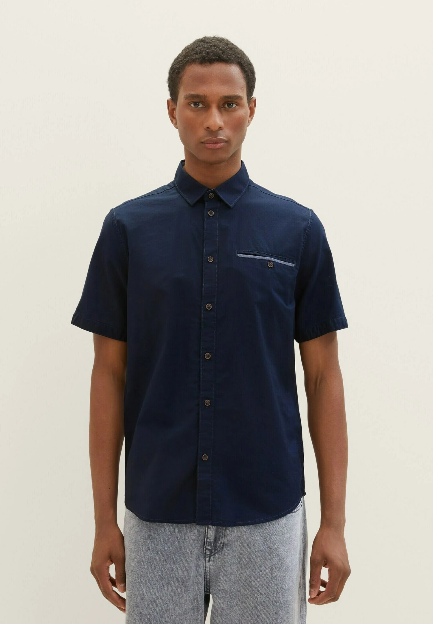 Tom Tailor Kurzarm Mit Brusttasche - Overhemd - Sky Captain Blue 3 Tom Tailor Kurzarm Mit Brusttasche - Overhemd - Sky Captain Blue