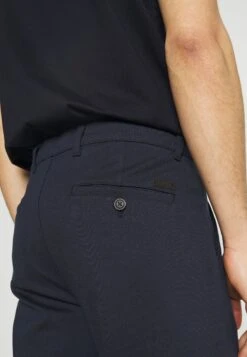 Solid Sddave Barro - Broek - Insignia Blue 11 Solid Sddave Barro - Broek - Insignia Blue -Jack and Jones Verkoopwinkel 1c4bd809d08b42c6937120bc0c5cc1ce