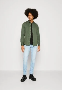 Lee Patch Shirt - Overhemd - Fort Green -Jack and Jones Verkoopwinkel 1c9210b01411427dbe7acc44d55bb7a6