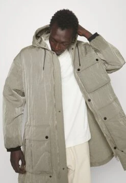 Emporio Armani Parka - Greige -Jack and Jones Verkoopwinkel 1d0c573411c84e77b7fd685bf6e8e836