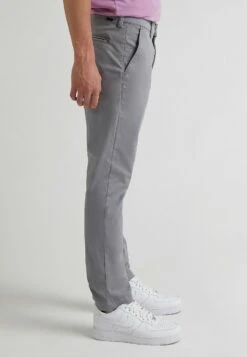 Lee Slim- Chino - Grey -Jack and Jones Verkoopwinkel 1d1dc499b10347e68bc23bb32fa2a6bc