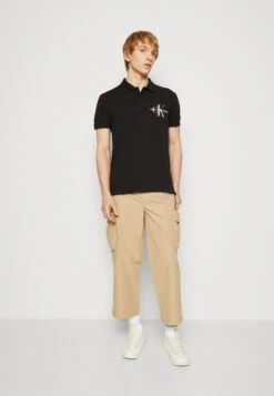 Calvin Klein Jeans Technical Cropped Pant - Cargobroek - Travertine -Jack and Jones Verkoopwinkel 1fe603087b3343d6b3baa4a3332d1db6