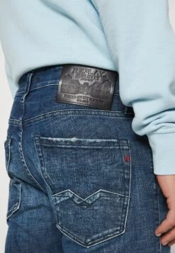 Replay Waitom - Straight Leg Jeans - Dark Blue -Jack and Jones Verkoopwinkel 2000dafaa0ae46c6b8ed0d0833b3d500