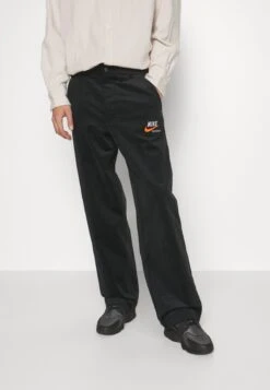 Nike Sportswear Trend Pant - Broek - Black/Team Orange/University Gold -Jack and Jones Verkoopwinkel 2058f13641e24859890d9cbf74774fa6