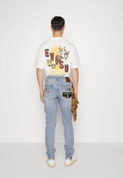 Evisu Nomadic Bandanna- Jeans Tapered Fit - Light Tone Indigo -Jack and Jones Verkoopwinkel 24fbc4497bac4bbbb8faba36aa6c1af1