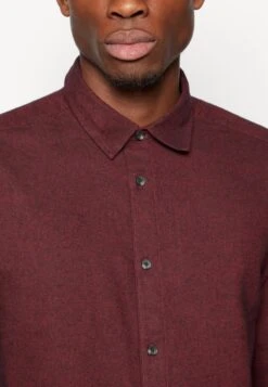 Only & Sons Onsar Solid - Overhemd - Syrah -Jack and Jones Verkoopwinkel 25371a2efe8b4cb3a8cd9929a31b3c40