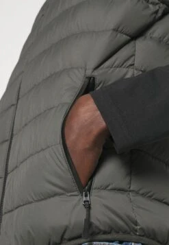 Marc O'Polo Stand Up Collar Zip Pockets Elastic Binding - Bodywarmer - Copley Brown -Jack and Jones Verkoopwinkel 28415c7d391e4e1a802dbd5a1c8b81b2