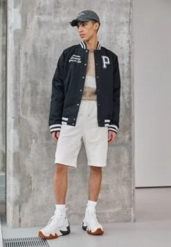 PRIMITIVE Union Varsity Jacket - Bomberjacks - Black -Jack and Jones Verkoopwinkel 2c967e22f9f64c53a3b7eb8ff7bce553