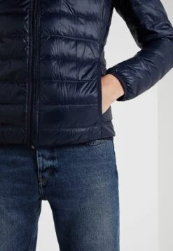 EA7 Emporio Armani Gewatteerde Jas - Dark Blue -Jack and Jones Verkoopwinkel 2caab7447d56438ba3f4e01e1936b304