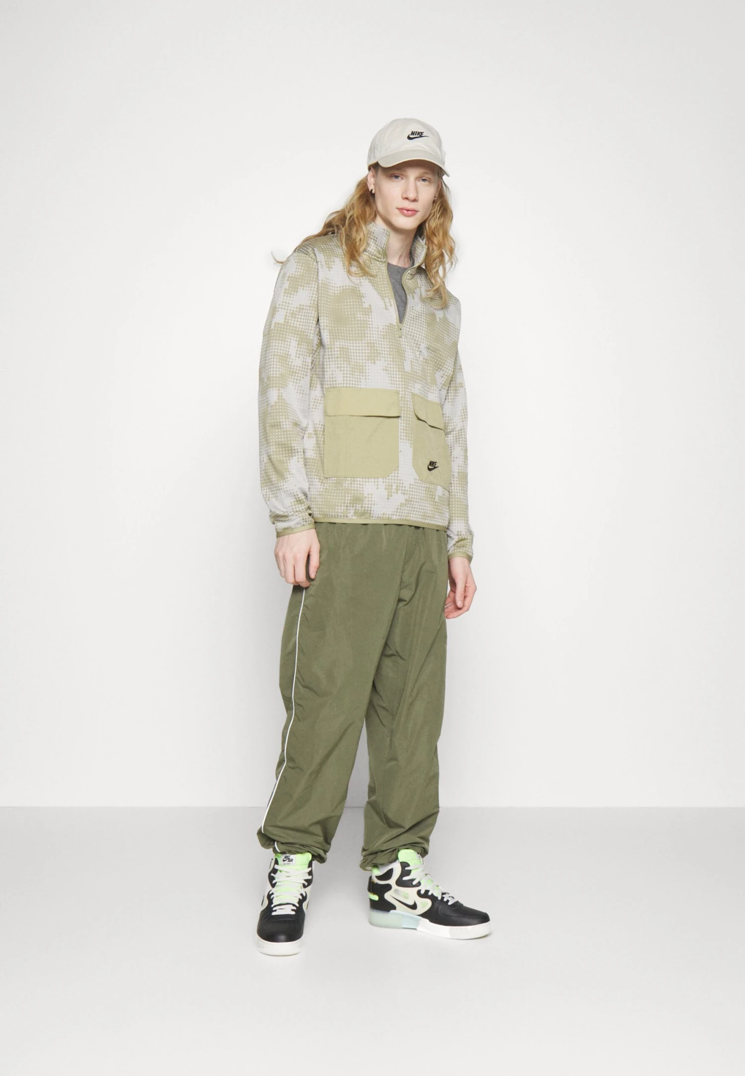 Nike Sportswear Windjack - Neutral Olive/Light Iron Ore/Black 7 Nike Sportswear Windjack - Neutral Olive/Light Iron Ore/Black - Afbeelding 5