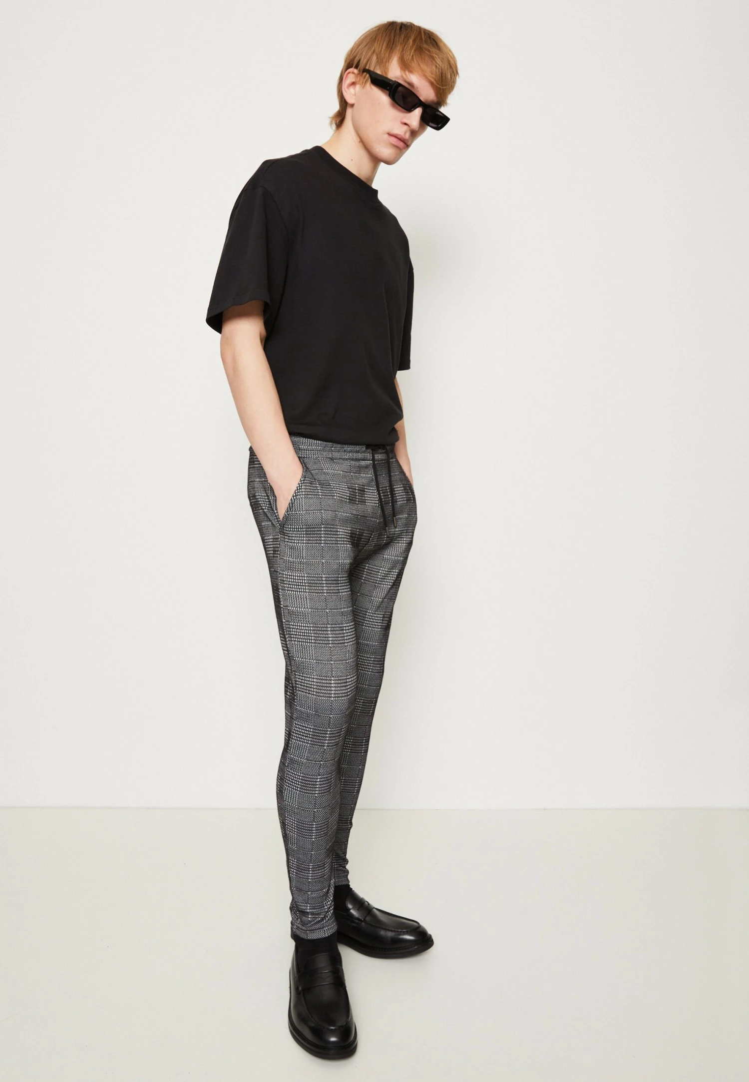 Dart Trouser - Broek - Black Check 6 Dart Trouser - Broek - Black Check - Afbeelding 4