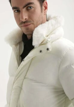 Winterjas - Ecru -Jack and Jones Verkoopwinkel 330f1fe0c2b048b4ad2a8e68fe369621