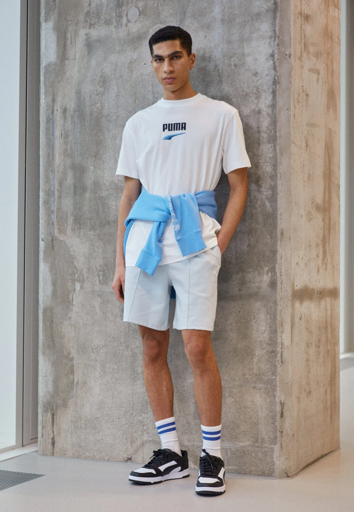 Puma Classics Pintuck- Shorts - Platinum Gray 4 Puma Classics Pintuck- Shorts - Platinum Gray - Afbeelding 2