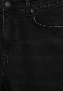 PULL & BEAR Carrot Fit- Slim Fit Jeans - Black 15 PULL & BEAR Carrot Fit- Slim Fit Jeans - Black -Jack and Jones Verkoopwinkel 337ec0655a0a4ce0bef4dbc50067b8f8