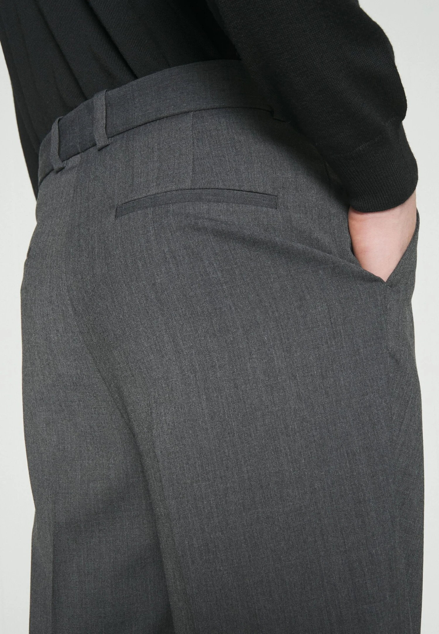 Han Kjøbenhavn Boxy Suit Trousers - Broek - Dark Grey 6 Han Kjøbenhavn Boxy Suit Trousers - Broek - Dark Grey - Afbeelding 4