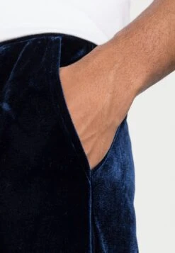 YOURTURN Festive Jogger Unisex - Trainingsbroek - Dark Blue -Jack and Jones Verkoopwinkel 34687897af5d4ab2821711d3e1fd1b46