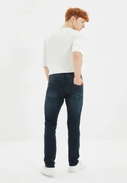 Trendyol Straight Leg Jeans - Navy Blue -Jack and Jones Verkoopwinkel 34983a7a9ca94de68a187f28786c486e