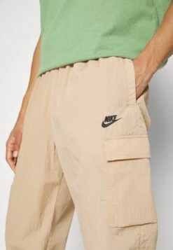 Nike Sportswear Pant - Cargobroek - Hemp/Black -Jack and Jones Verkoopwinkel 3542783263b54c129b8c7b7deb99d570