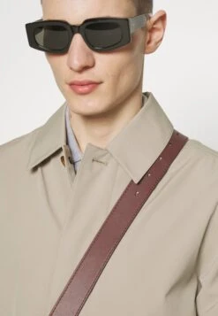 NN07 Kim - Halflange Jas - Sand Khaki -Jack and Jones Verkoopwinkel 372b8b44805846a99bedb6807d9997cd