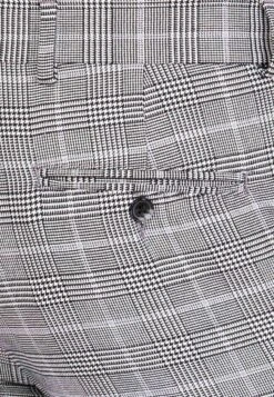 Wellington - Chino - Light Grey 9 Wellington - Chino - Light Grey -Jack and Jones Verkoopwinkel 37d6e8fb9ae94f959b9079a9022c30b0