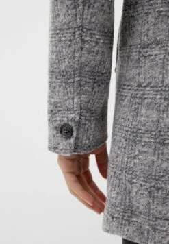S.Oliver Mit Reverskragen - Halflange Jas - Grey Check 12 S.Oliver Mit Reverskragen - Halflange Jas - Grey Check -Jack and Jones Verkoopwinkel 389f592e86fa415d80da38cbb630e58a
