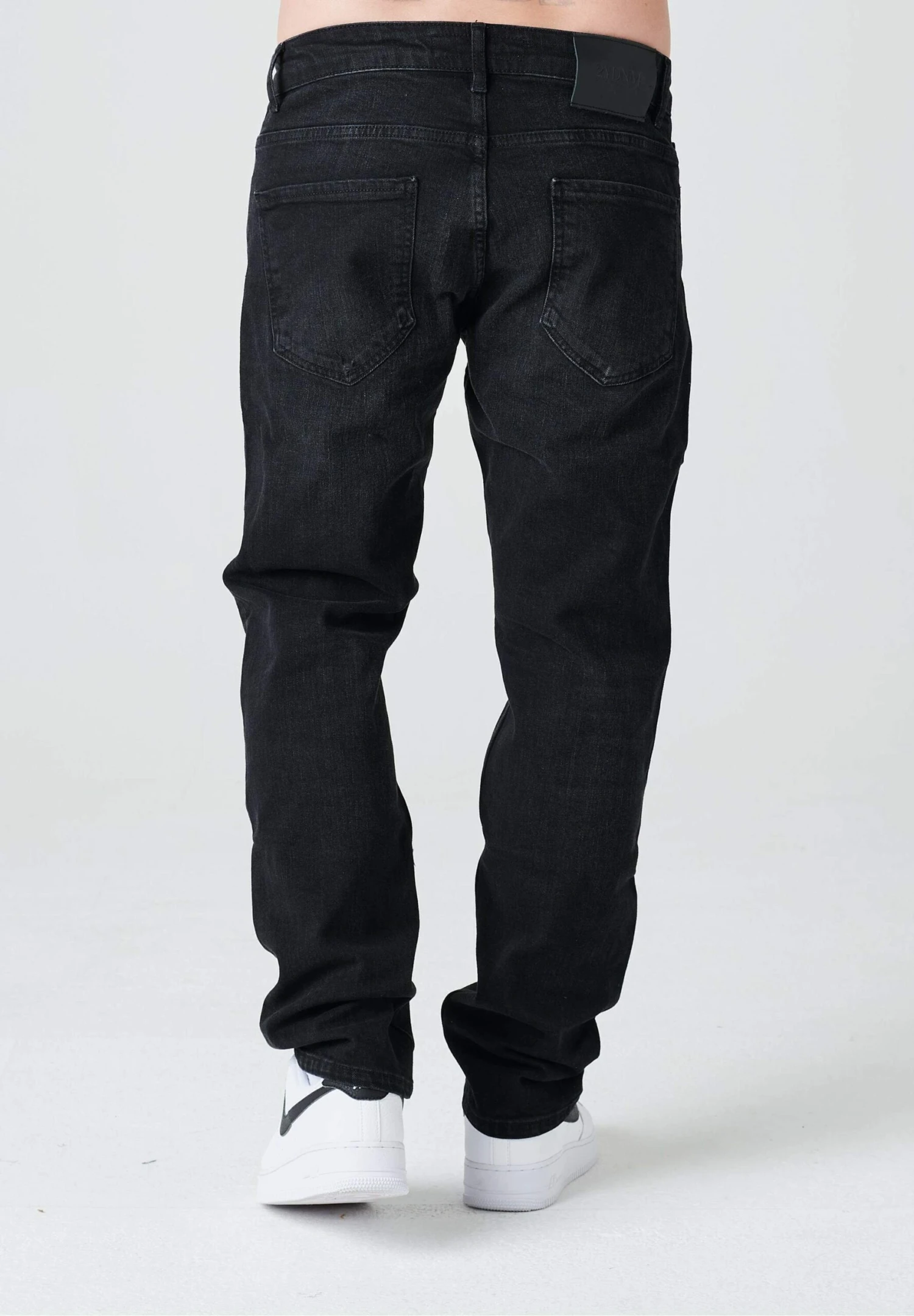 Straight Fit- Straight Leg Jeans - Black 4 Straight Fit- Straight Leg Jeans - Black - Afbeelding 2