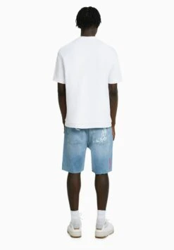 BERSHKA Printed RippedBermuda - Jeansshort - Light/Blue Denim -Jack and Jones Verkoopwinkel 3b62fcea6e944d2f99cc7ce1bd3876db